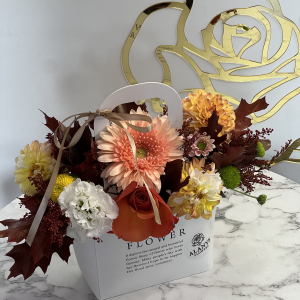 aranjament cutie flori ploiesti