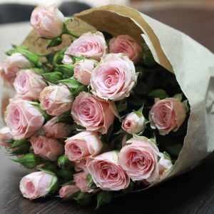 buchet flori ploiesti
